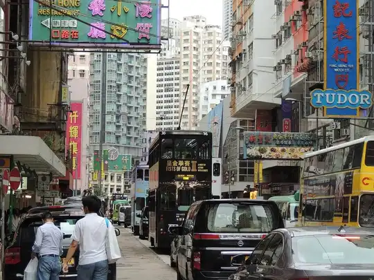 香港で、香港人から香港のお金事情について学んだ